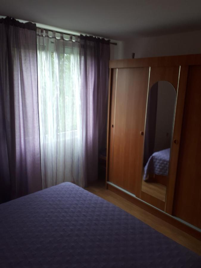 Apartments Makaus Kampor Exteriér fotografie